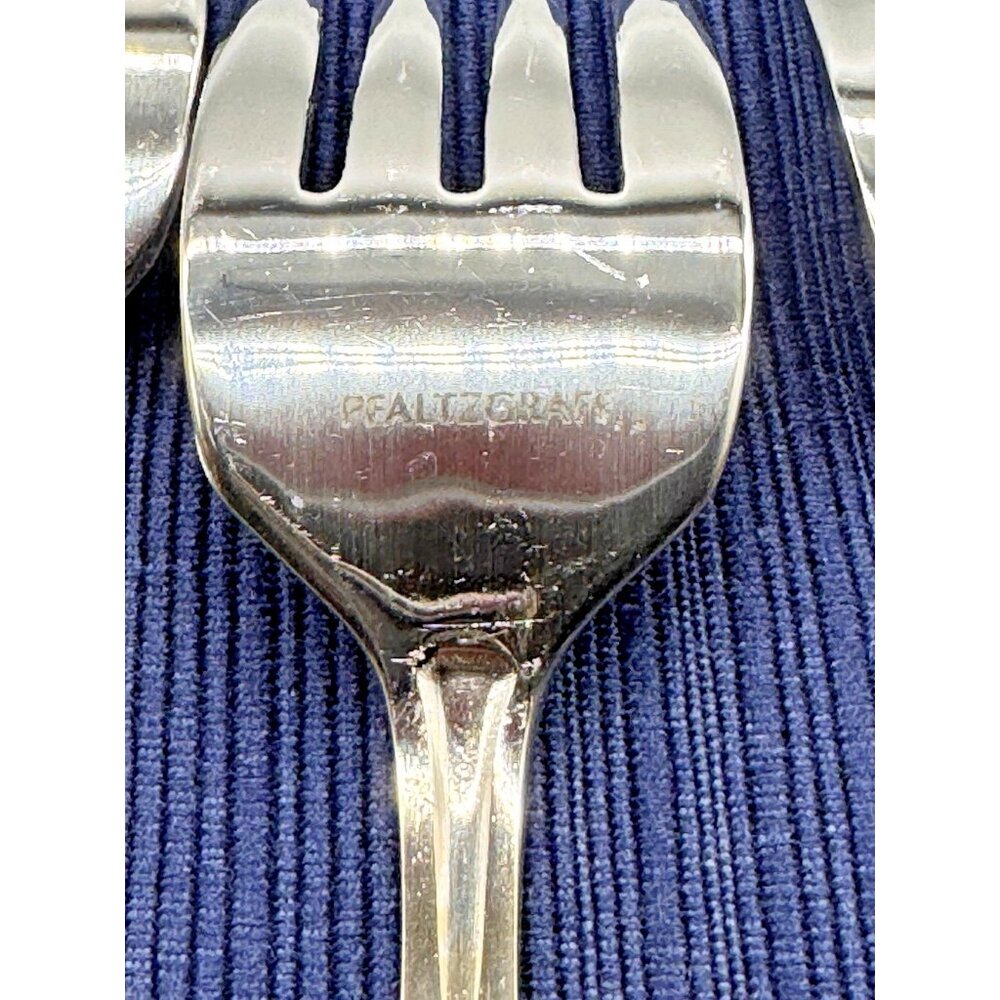 Pfaltzgraff Winterberry Holly Salad Fork Stainless No Color Flatware Lot of 4 - Picture 4 of 5